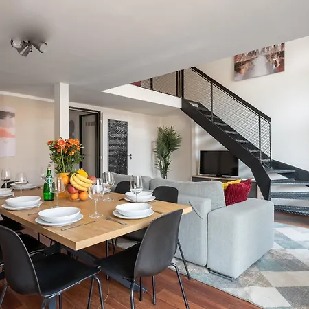 Spacious Apartments Near Karlin Square Praha Exteriér fotografie