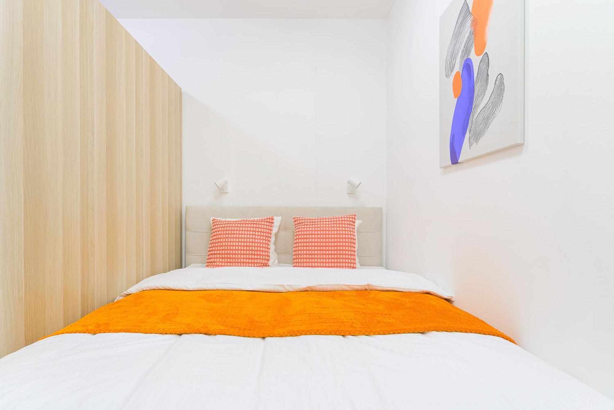 Spacious Near Karlin Square 公寓 *