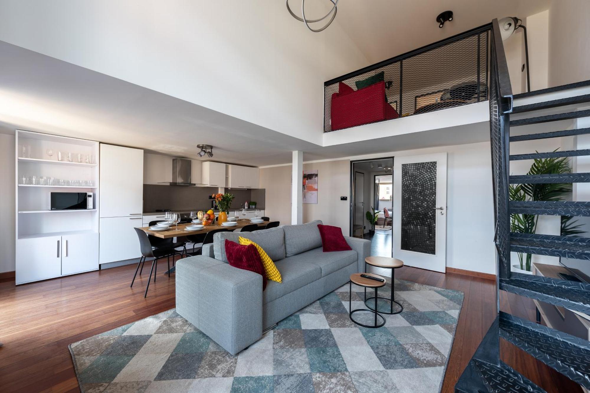 Spacious Near Karlin Square Apartment