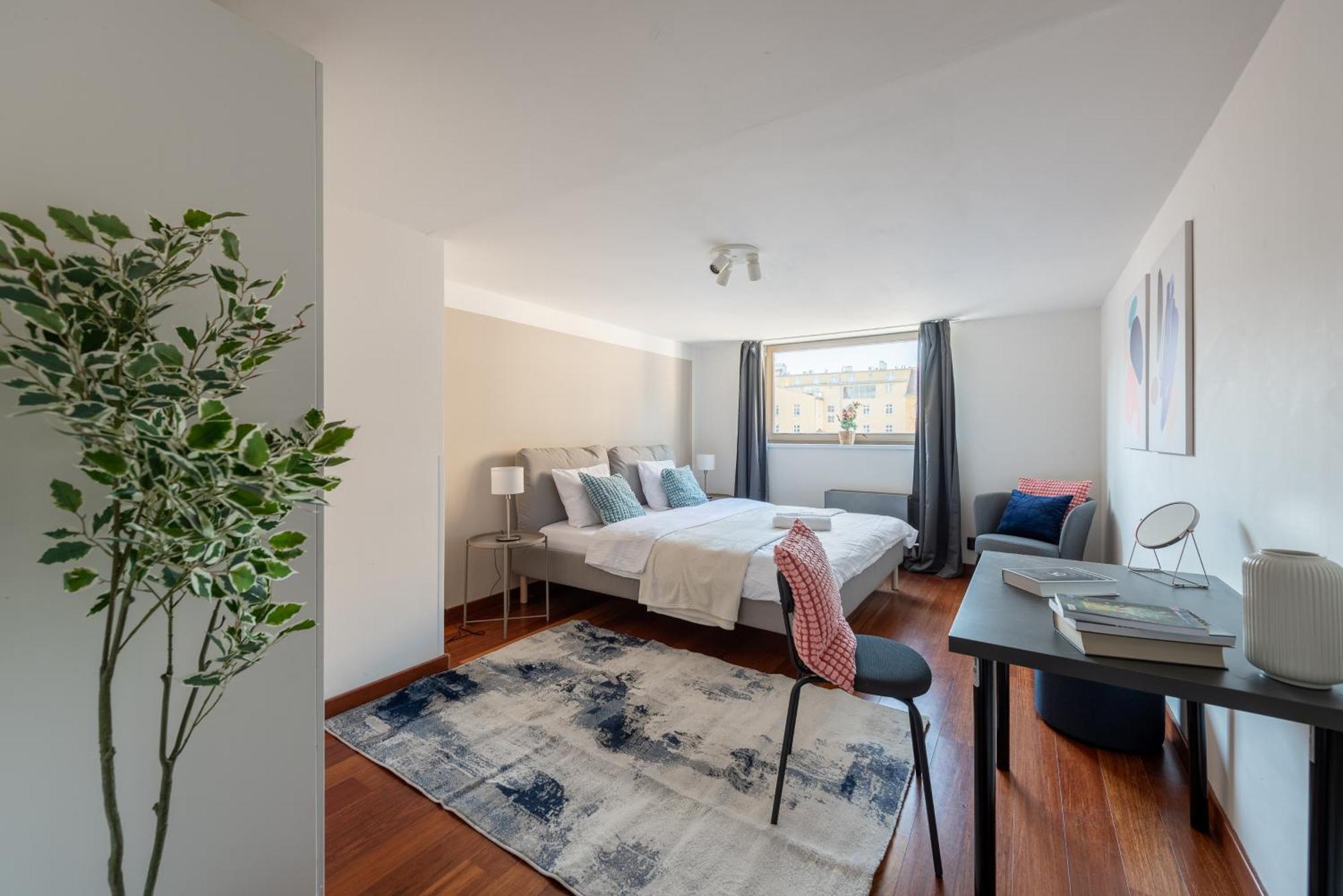 Spacious Near Karlin Square 公寓